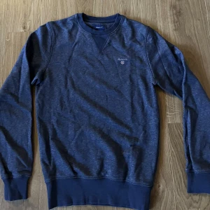 Gant långärmad tröja - Gant tröja, bra skick  köptes för 1000kr 