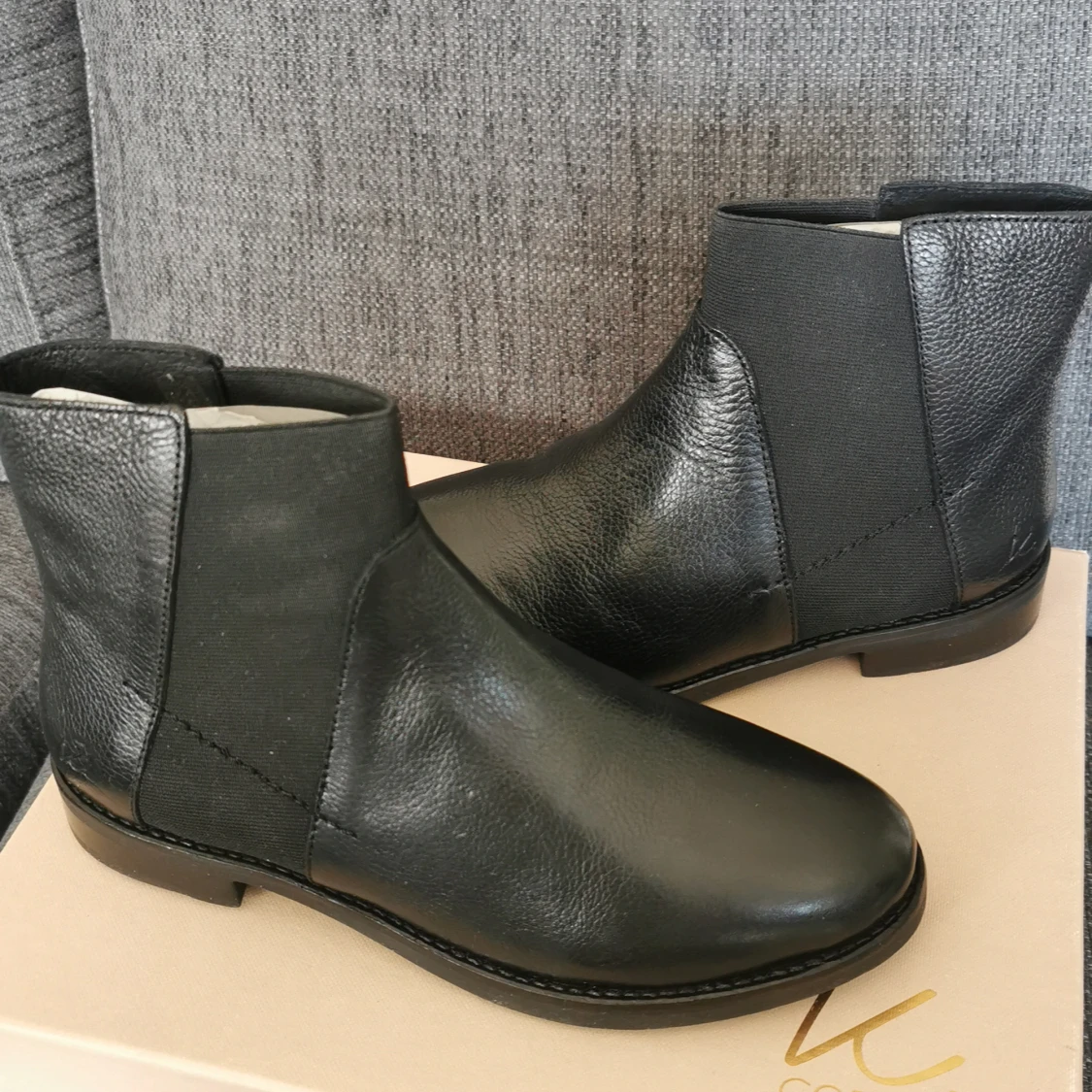Nya Stövletter/ ankel boots fr K.Cobler storlek 36 - 91