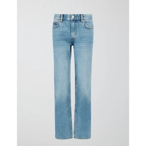 Low straight jeans, tall - Skitsnygga slutsålda jeans från Gina, endast använda en gång. Nypris 499kr🌸