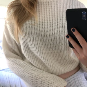 Vit stickad tröja - Stickad tröja från h&m som inte kommer till användning 💓 