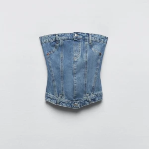 Jeanstopp zara - En så cool jeanstopp från zara, aldrig använd! Skriv för fler bilder💙