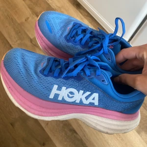 Hoka Bondi 8 träningsskor  - Hoka Bondi 8 träningsskor storlek 38