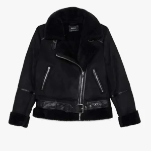 Höstjacka/vinterjacka💕 - Säljer denna Höstjacka/vinterjacka! Så fin och varm och skön perfekt nu till hösten och vintern💕💕