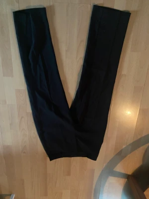 Kostymbyxor  - Nyskick 