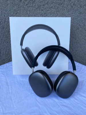 AirPods Max - Allt funkar som det ska, skriv vid mer frågor!