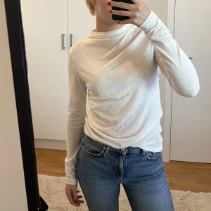 Topp - Topp ifrån H&M. Storlek s, 150kr+frakt