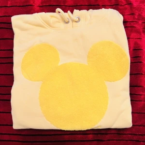 Mussepig mönster hoodie - Musseprig mönster hoodie  Ej använd.   ”Pris går att pruta ”