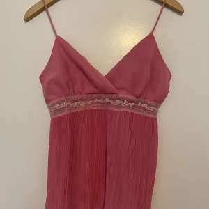 Söt topp - Söt topp jag köpte men som tyvärr inte passar mig