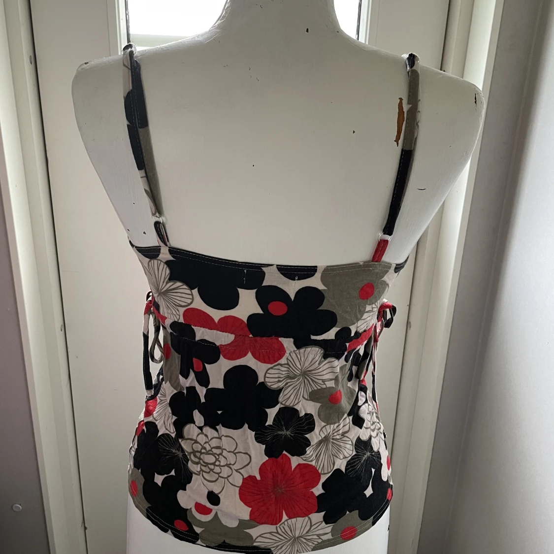 Söt blommig topp - 91