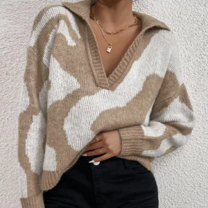 Stickad tröja - Säljer denna mysiga stickade tröjan från SHEIN, Storlek S, säljer för 100kr + frakt 🤎