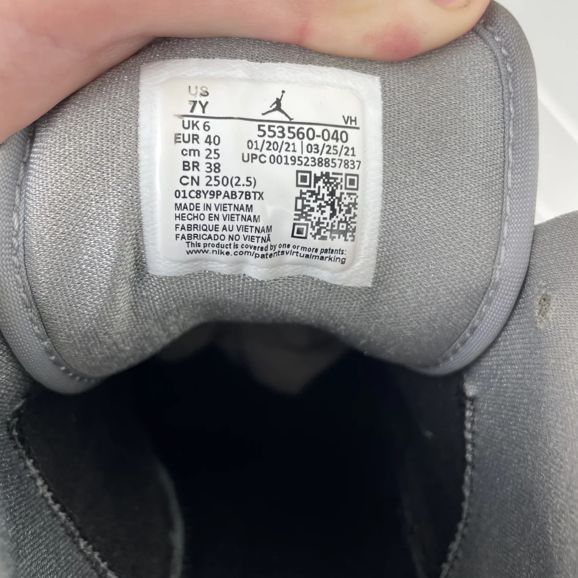 Jordan 1 Black Mediun Gray Low  - 91