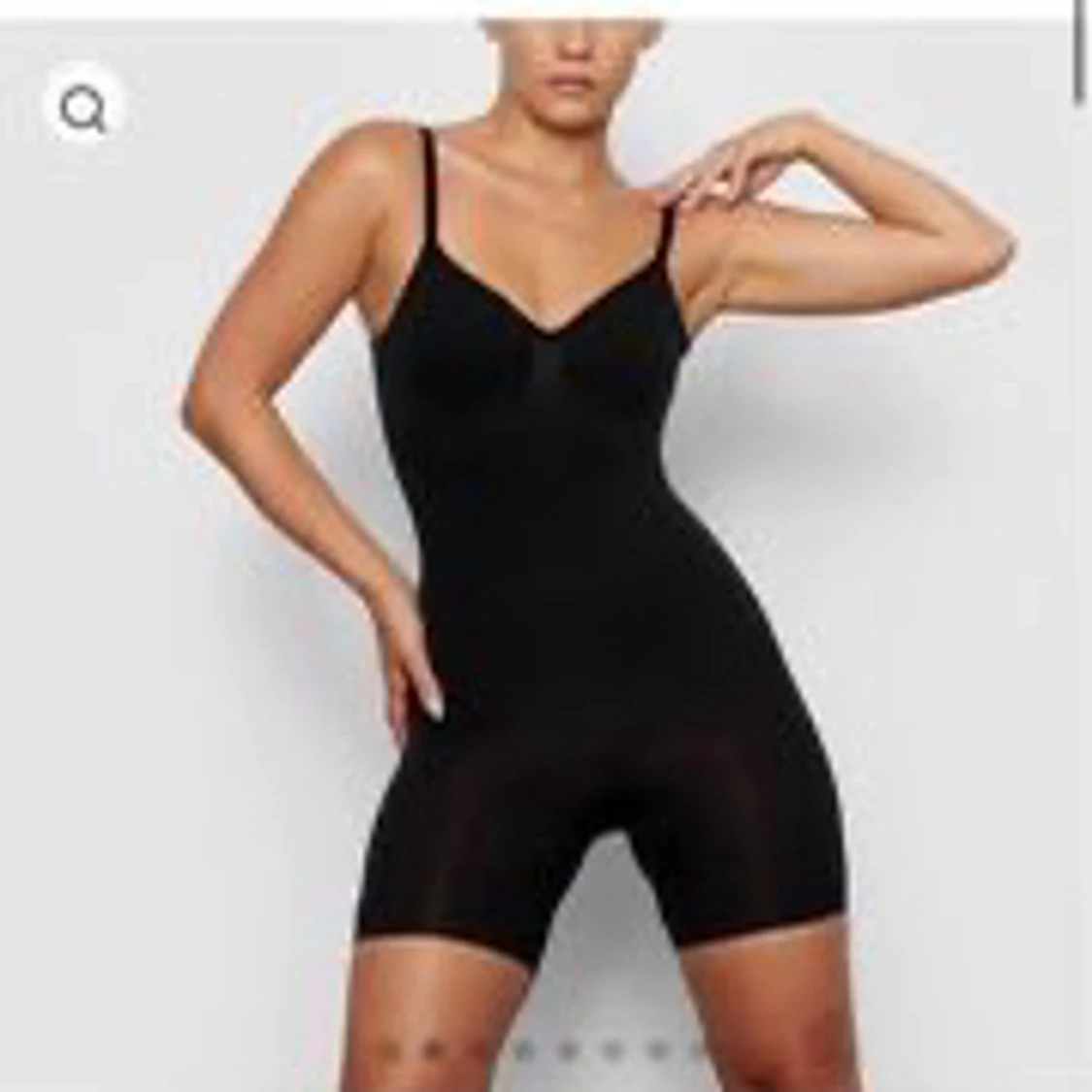 Sculpting bodysuit mid thigh with open gusset - 90