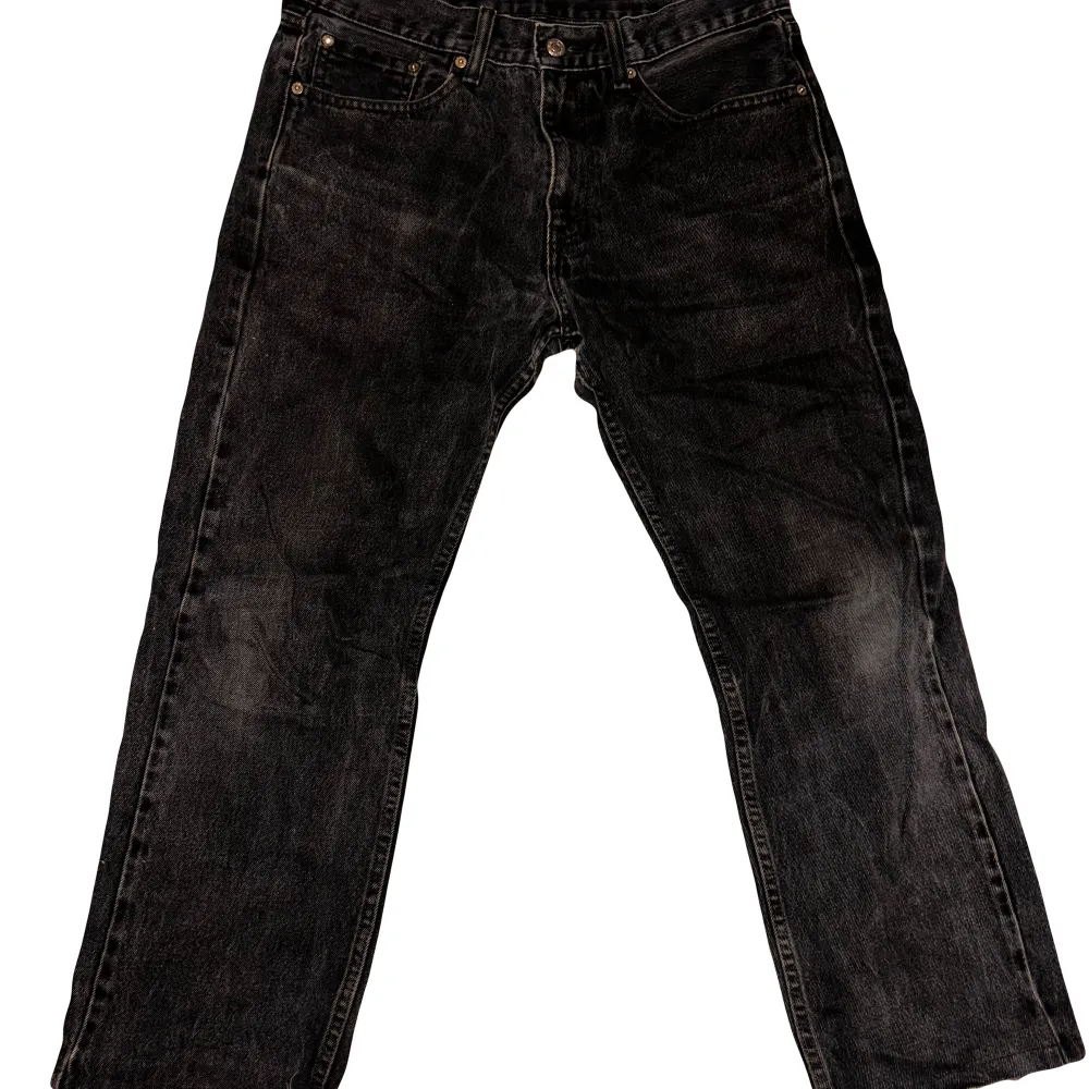 Feta levis 501or som jag säljer pga kommer ej till användning, priset är billigt pga de har blivit faded.. Jeans & Byxor.