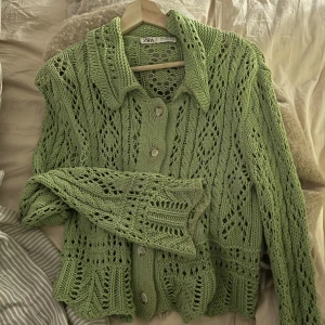 Zara kofta  - Använd ett antal gånger