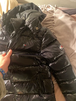 Tommy Hilfiger - Hej säljer dessa pga av tyckte inte den var rikigt min typ