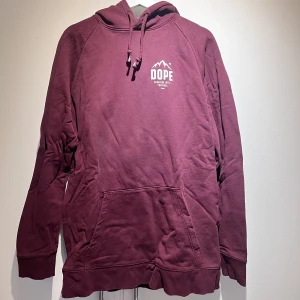 Dope hoodie  - Storlek XL, använd månt 