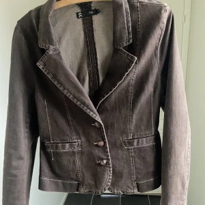 Brun jeansjacka - Snygg jeansjacka i brunt