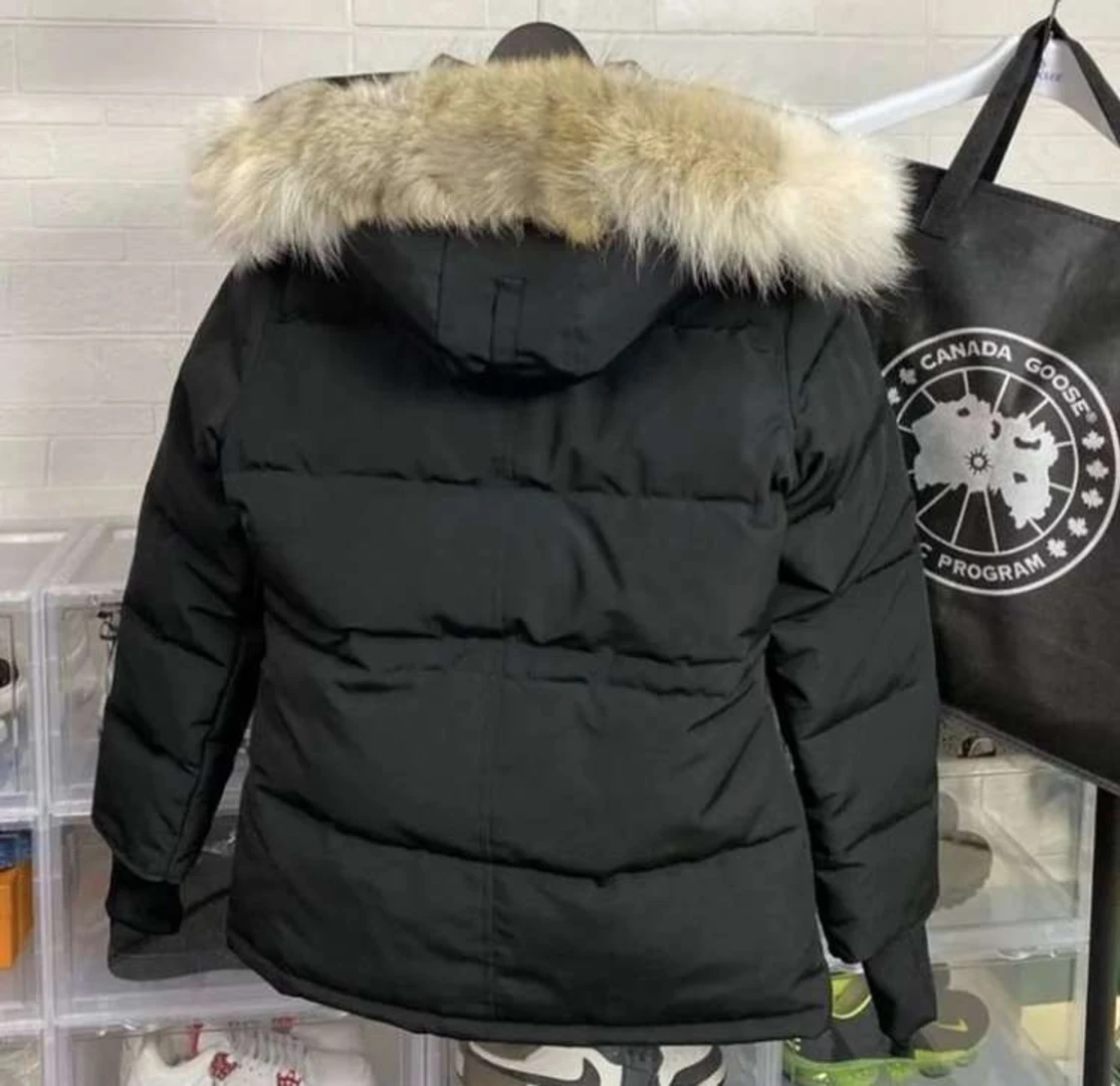 Canada goose jacka äkta