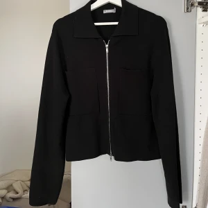 Åhléns jacka - Super snygg tröja/overshirt/jacka från Åhléns. I toppen skick!🙌☺️