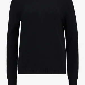 Stickad tröja  - Säljer denna stickade tröjan från vila då jag inte längre använder den💗(första är lånad bild)