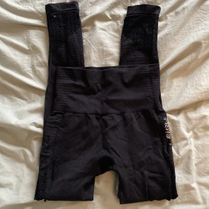 Tights gymshark - Svarta tights från gymshark  