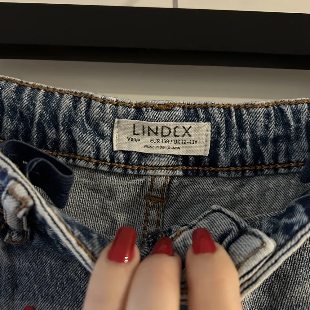 Högmidjade jeans, strl 158 men passar xxs/xs. Raka ben.. Jeans & Byxor.