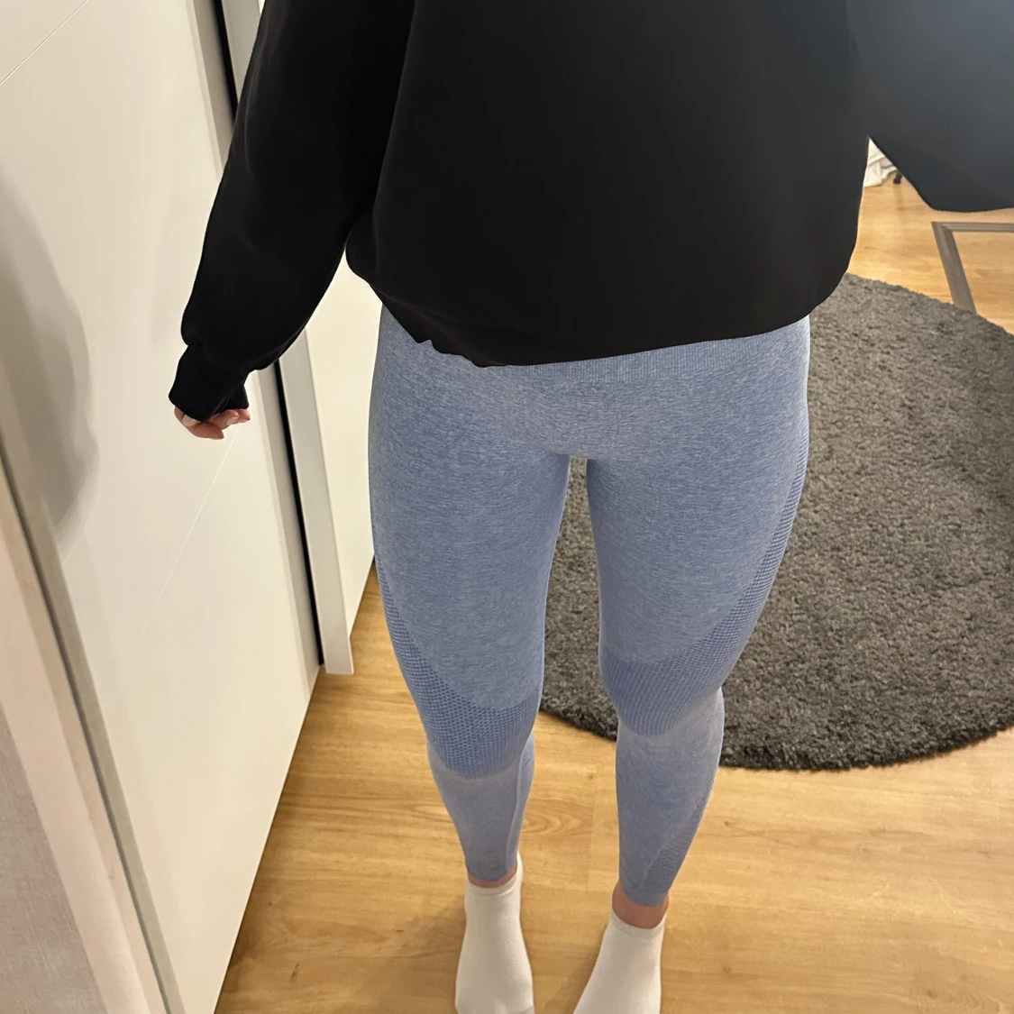 Blåa träningstights