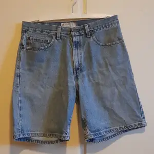 Levi's shorts i Relaxed Fit w32, 