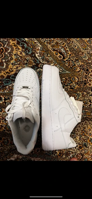 Airforce1 - Airforce 1. Aldrig använt. Hör av dig vid intresse :)