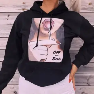 Säljer en likadan hoodie från off-zoo. Kommer inte till användning. Nypris kring 500-600kr. Säljer för 150kr🖤🩷 