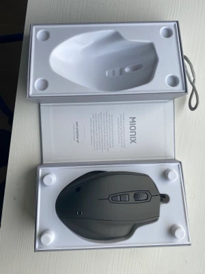 Mionix mus oanvänd  - Mionix mus som är oanvänd ny pris 700 kr van den därför jag säljer musen skriv om ni har frågor 