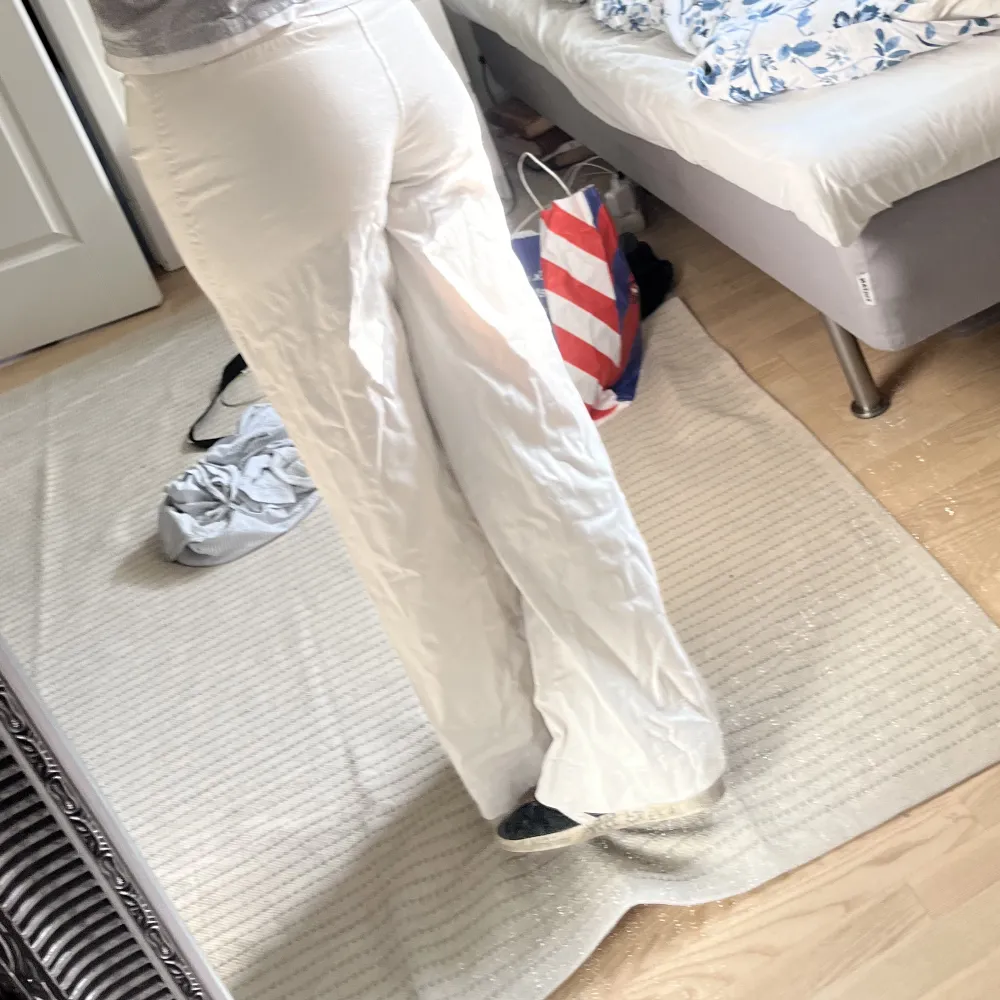 Jag är 169cm. Jeans & Byxor.