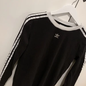 Adidas topp - Fint skick 