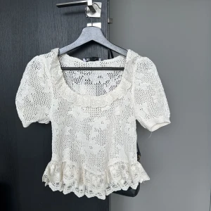 zara blus - så fin blus ifrån zara, inte avänd! 