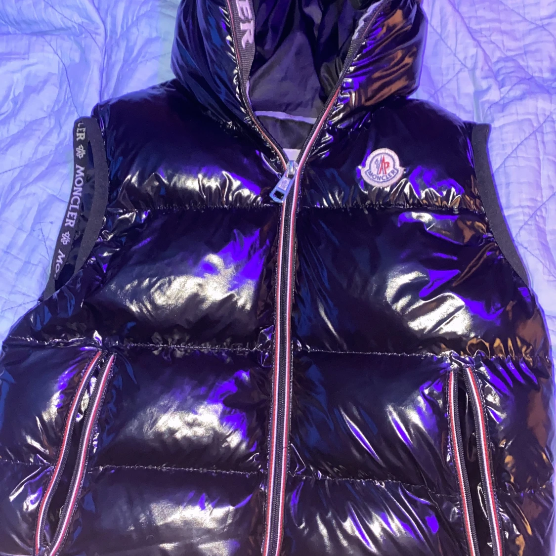 Säljer mina grejer som inte använder längre.