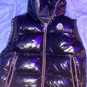 Säljer mina grejer som inte använder längre. - Hej,säljer mina grejer som jag inte använder längre.