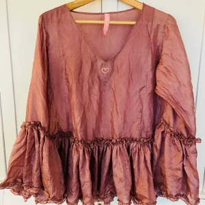 Fin silke blus - Mycket fint skick!