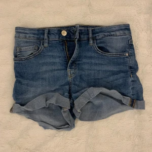 Shorts - Fina shorts i bra skick🩷