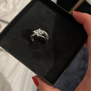 Ring - Superfin ring som tyvärr är för liten för mig💕