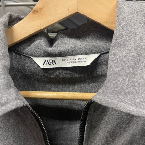 Zara - Jacka Nyskick  