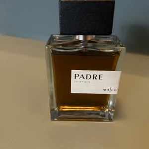 MALO padre parfym - Använd 2 ggr. MALO padre. Nypris 1500, säljer den för 750kr