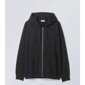 Säger denna hoodie från Weekday, inga defekter som jag har märkt, orginal pris : 450 kr