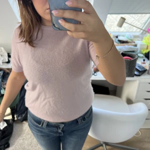 Kashmir t shirt från softgoat  - Använd fåtalgånger, superfin