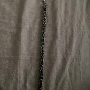 Kjesar armband i silver (stainless steel) 20cm långt  Aldrig använd 