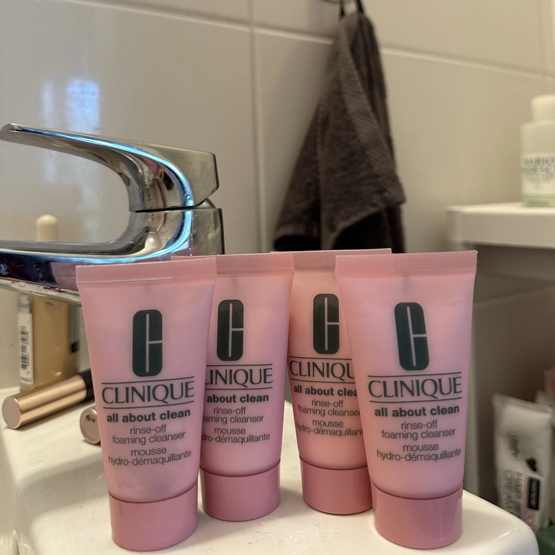 Clinique foaming cleanser 