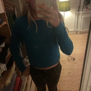 FROM FUTURE TRÖJA  - Ascool Kashmir tröja från from future! Älskar den men tyvärr kommer den inte till lika mycket användning, bra skick men lite nopprig! Om funderingar, skriv!❤️ pris kan diskuteras