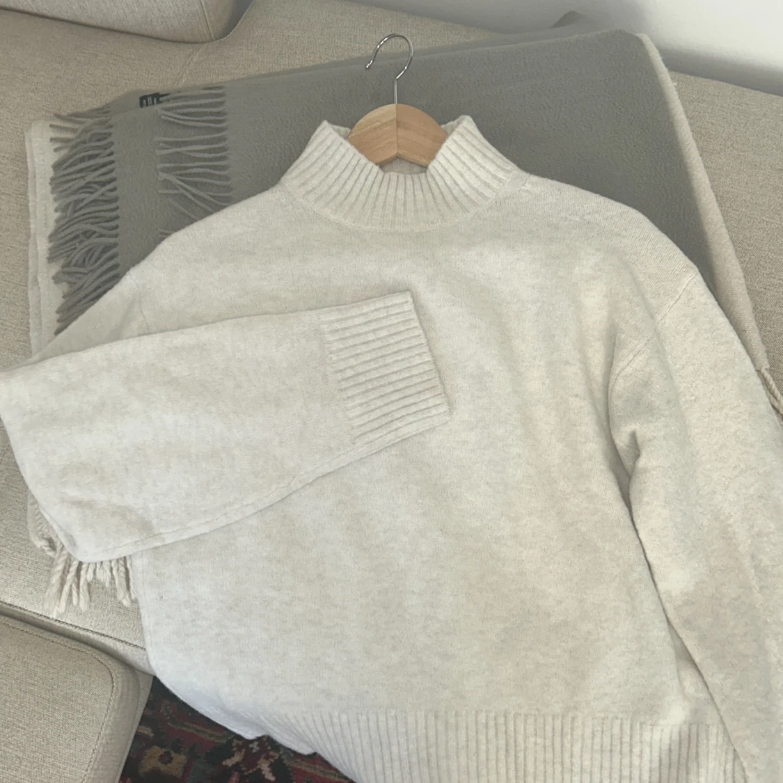 Stickad tröja  - 91