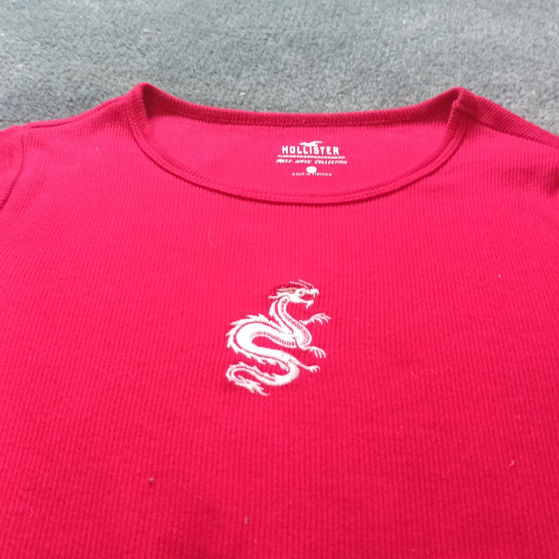 Fin långärmad tröja från Hollister  - 90