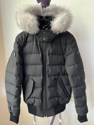 Vinterjacka - Äkta moose knuckles jacka storlek S. Fungerande kod som bevisar att den äkta