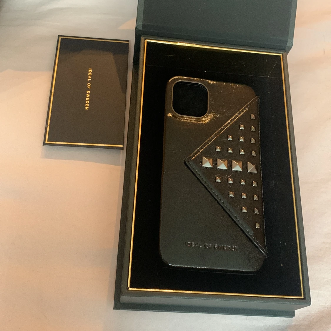 Ideal of Sweden  - 90